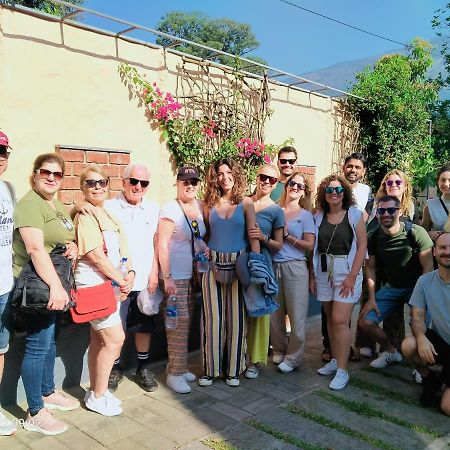 Mistletoe Homestay & Cafe Муннар Екстер'єр фото
