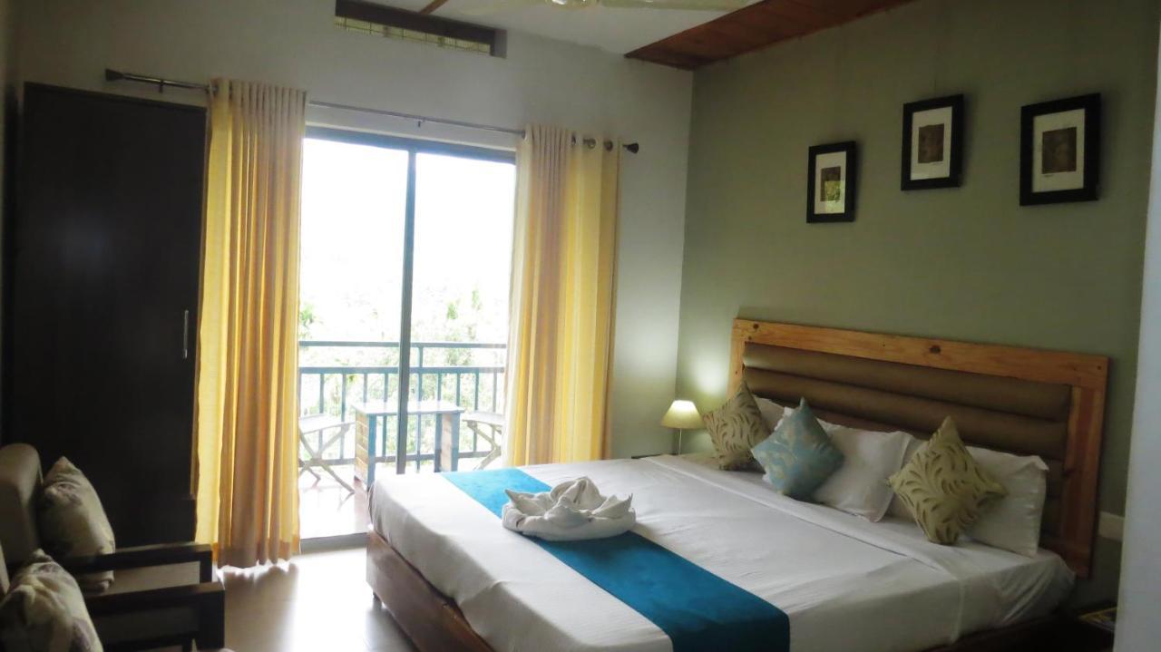 Mistletoe Homestay & Cafe Муннар Екстер'єр фото