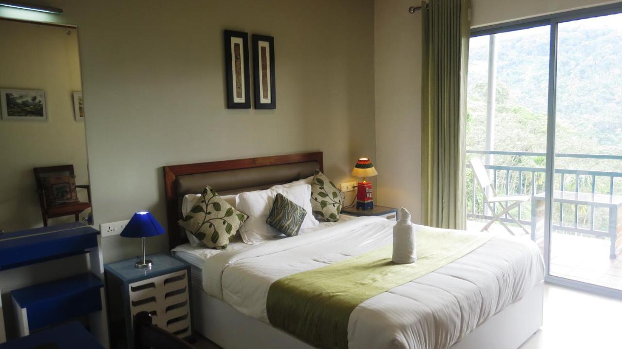 Mistletoe Homestay & Cafe Муннар Екстер'єр фото
