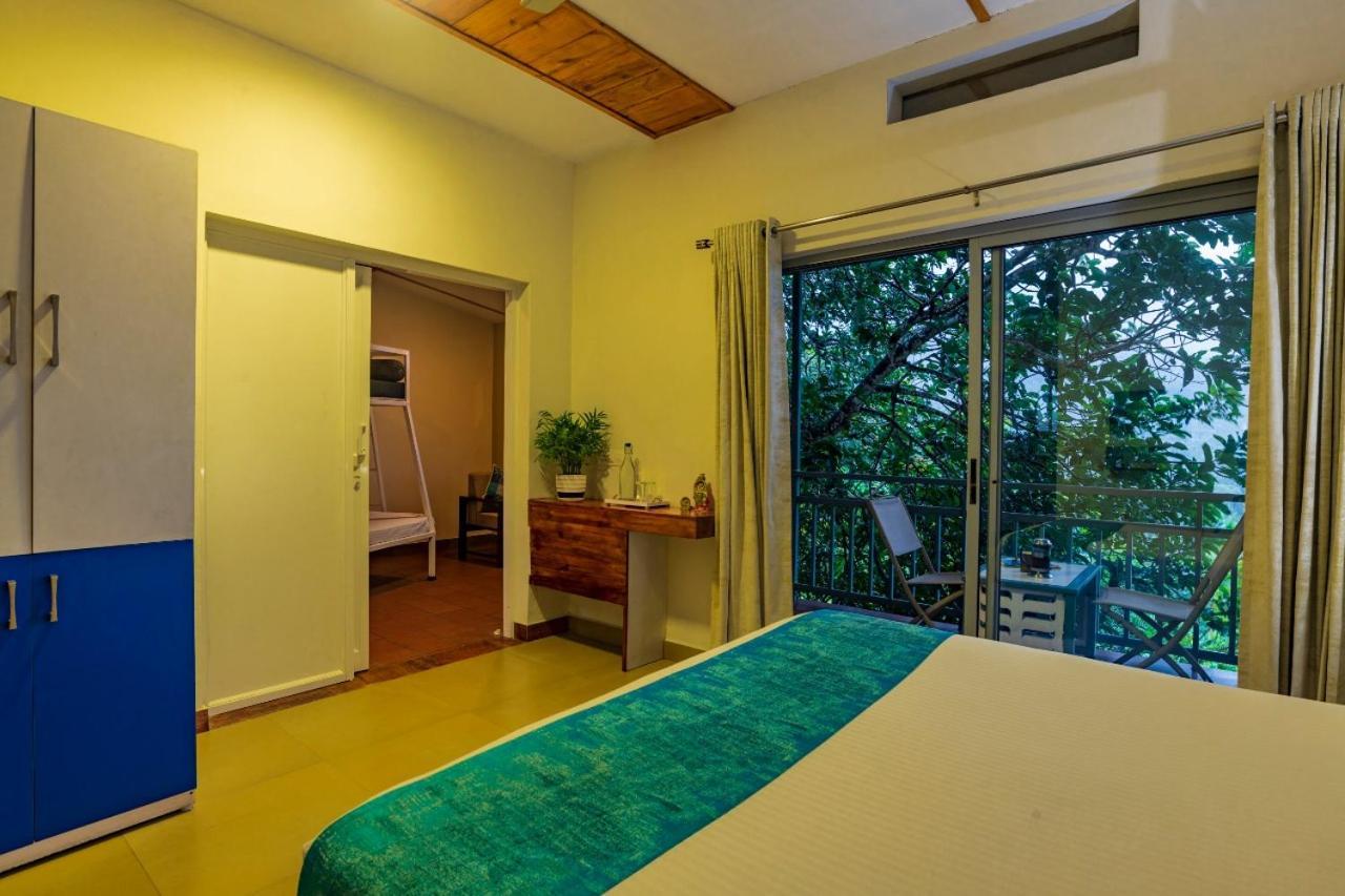 Mistletoe Homestay & Cafe Муннар Екстер'єр фото