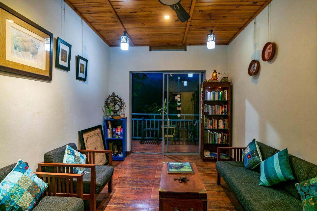 Mistletoe Homestay & Cafe Муннар Екстер'єр фото