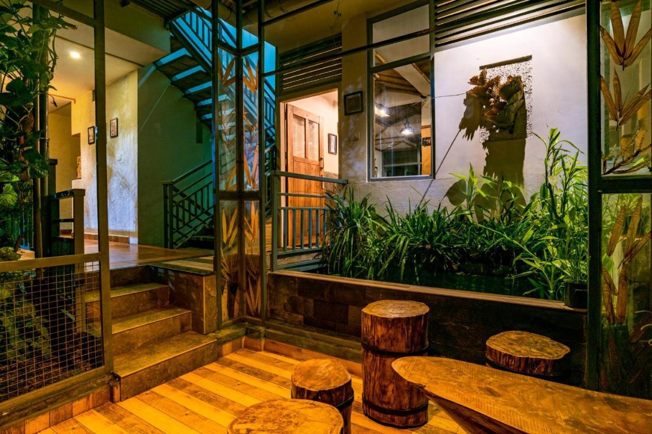 Mistletoe Homestay & Cafe Муннар Екстер'єр фото