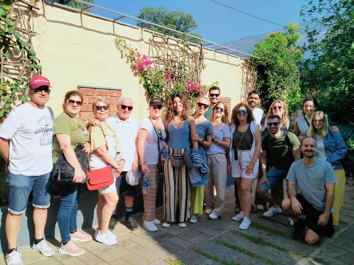 Mistletoe Homestay & Cafe Муннар Екстер'єр фото