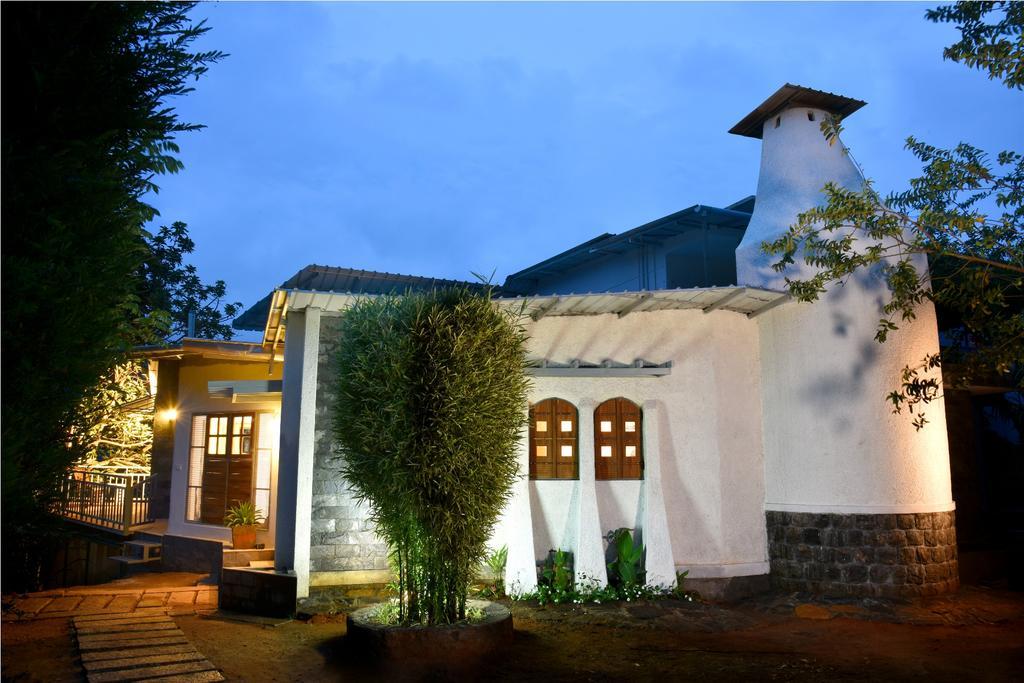 Mistletoe Homestay & Cafe Муннар Екстер'єр фото