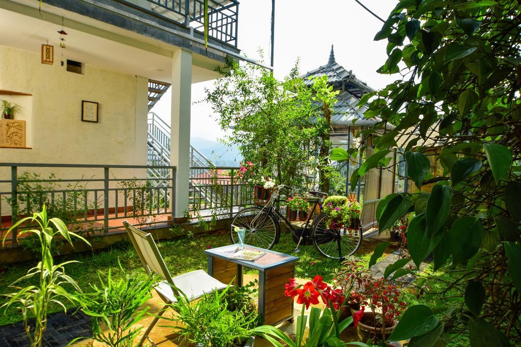 Mistletoe Homestay & Cafe Муннар Екстер'єр фото