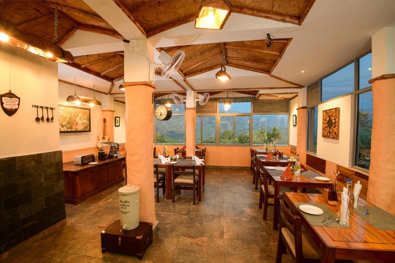 Mistletoe Homestay & Cafe Муннар Екстер'єр фото