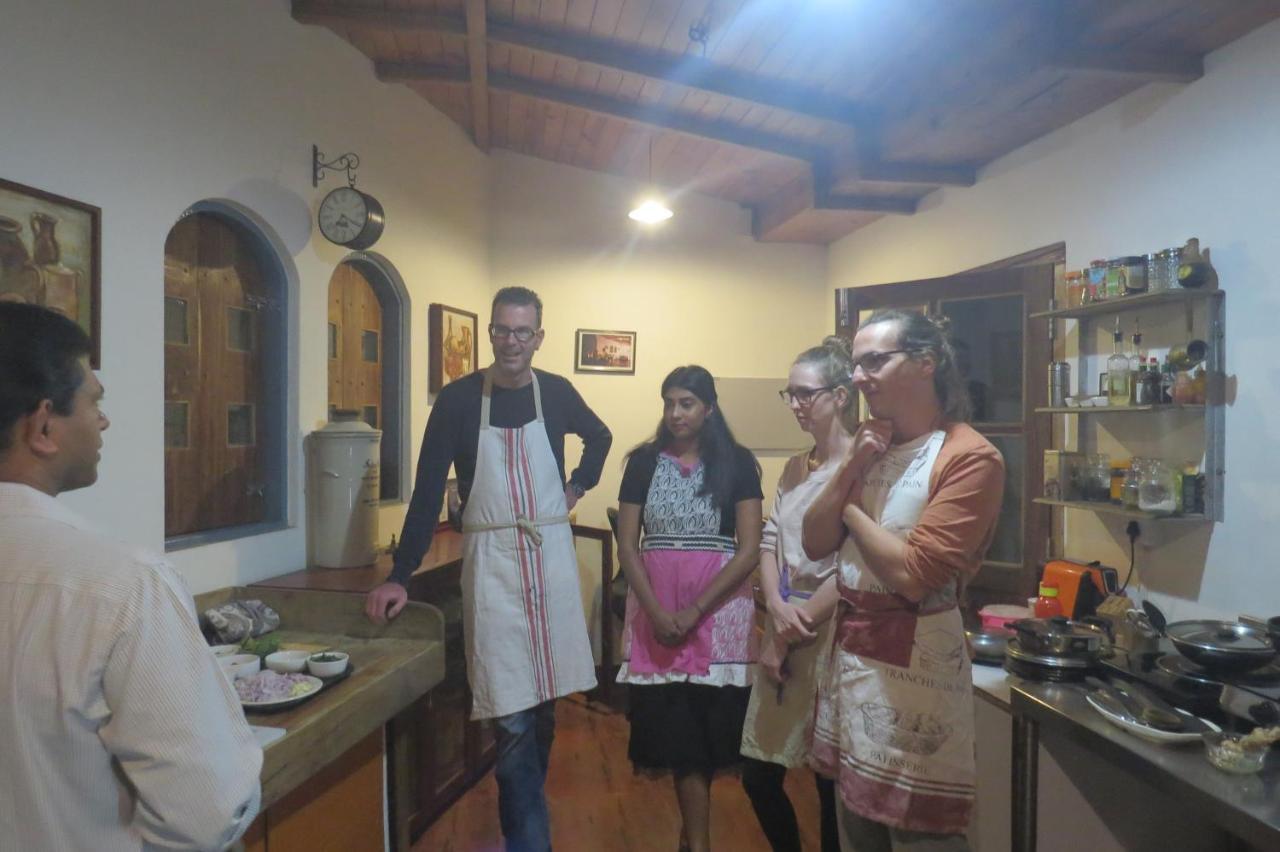 Mistletoe Homestay & Cafe Муннар Екстер'єр фото